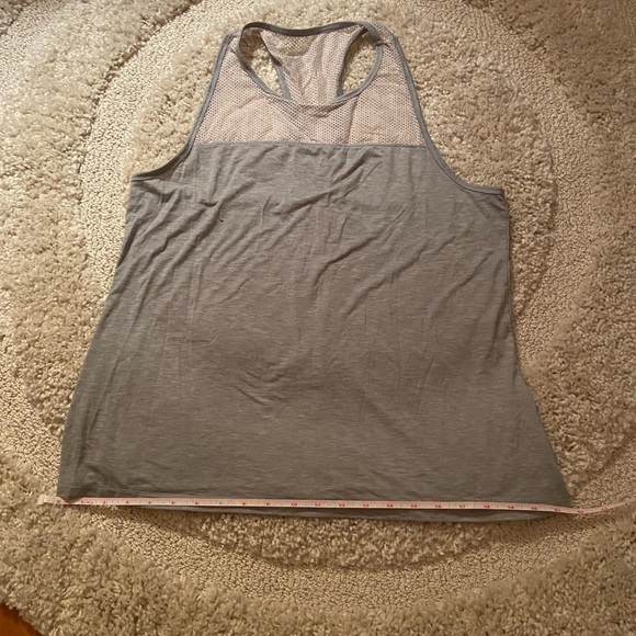 Set of 3 Athleta unstinkable tanks - Picture 3 of 5